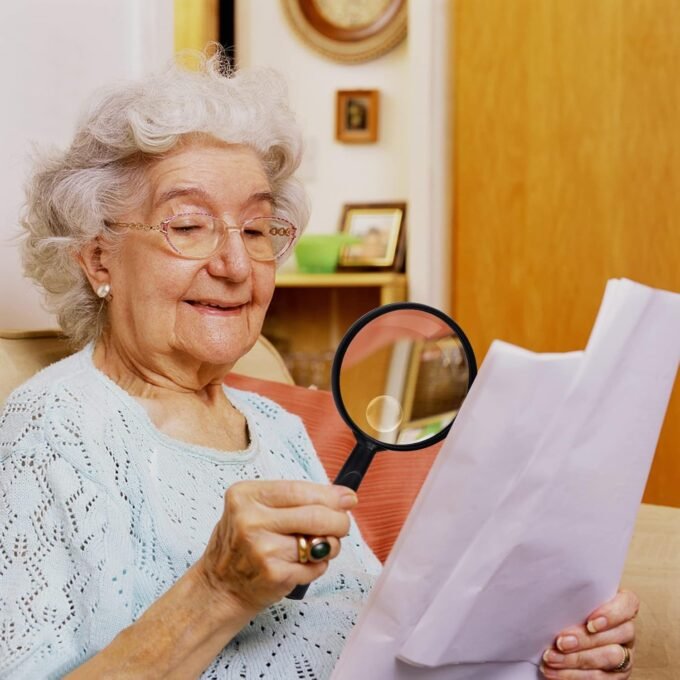MAGNIFYING GLASS - Image 5
